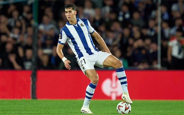 中欧体育 -刚刚！上海海港冲刺阶段完成体检塞维利亚再遭质疑，赛前皇家社会止住颓势 